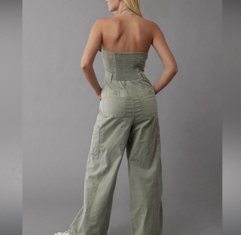 American Eagle Snappy Stretch Poplin Cargo Jumpsuit Women's Size Small Green
