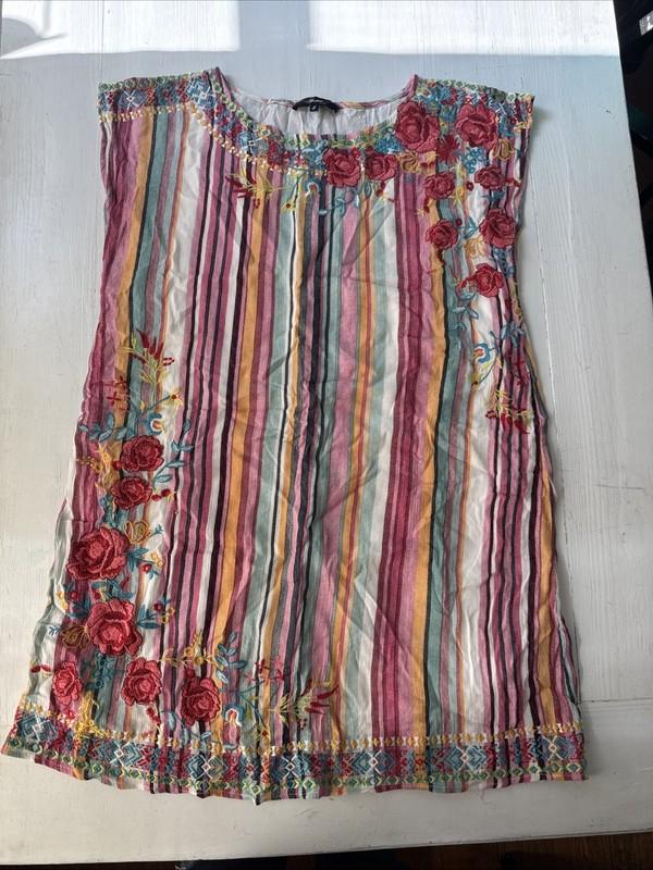 Andree By Unit Women’s Small Embroidered Sleeveless Shift Dress 169