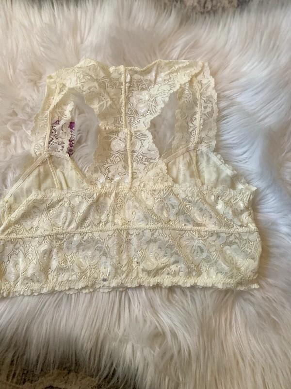 Anemone Ivory Lace Sweetheart Neckline Bralette With Racerback Plus Size