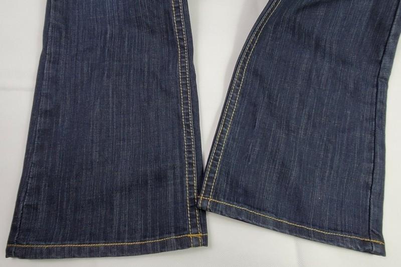 Antique River Ladies Size 30/33 Low Rise Bootcut Blue Jeans Dina Style NWT