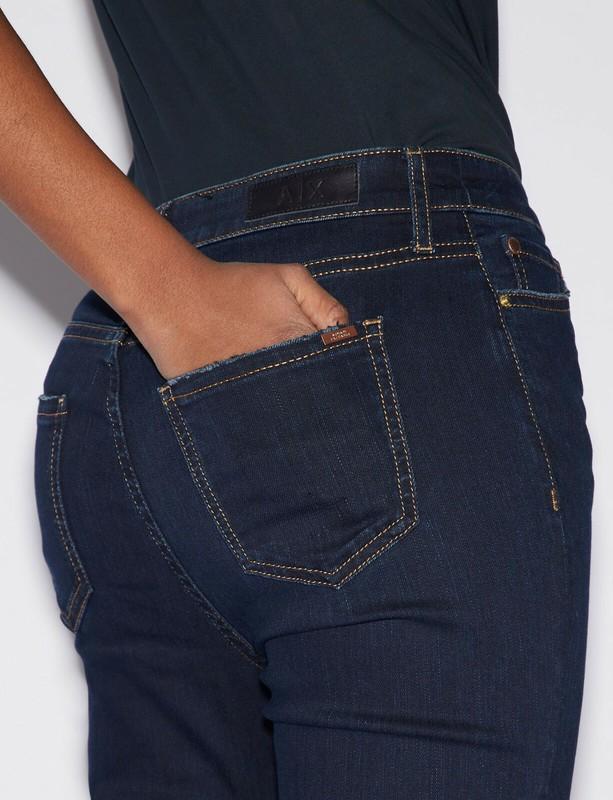 Armani Exchange Women's Cotton Made In Africa J45 5-pocket Cigarette Jeans 27r