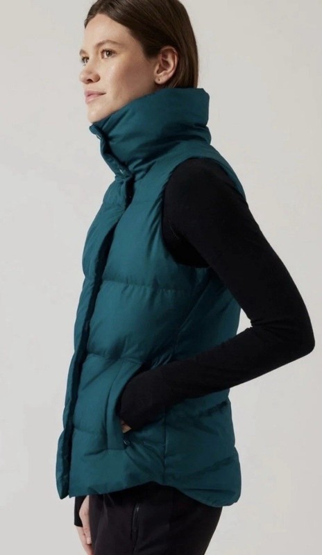 Athleta Downtown Down Puffer Vest Women’s Size 3X Teal Full Zip Athleisure Gilet