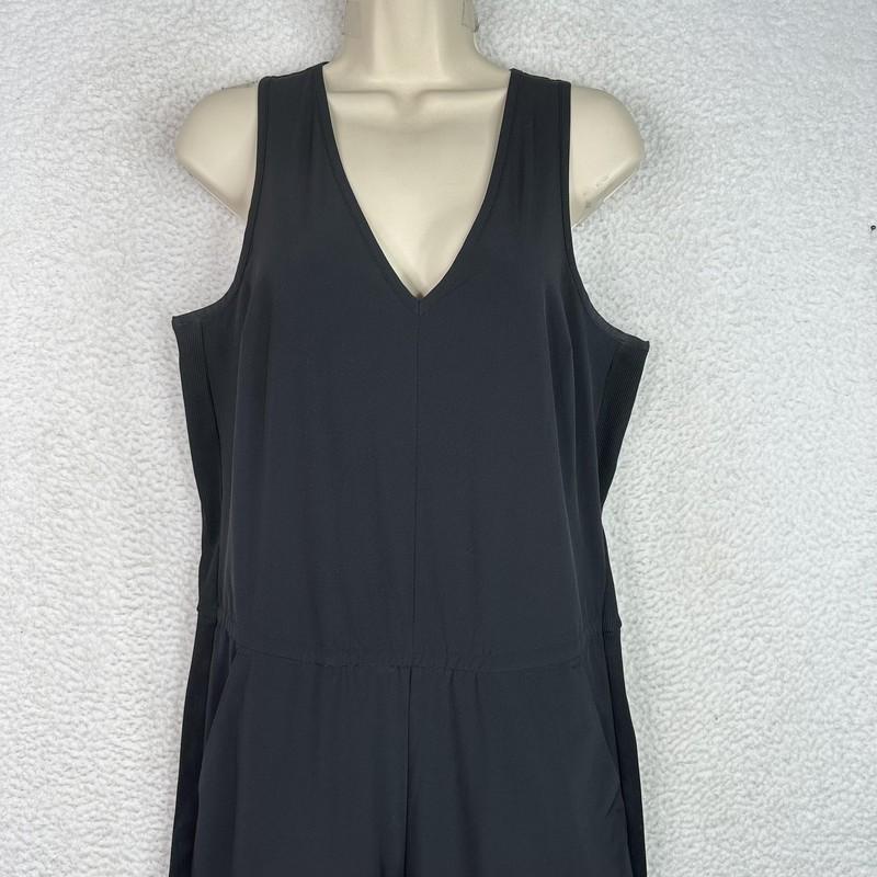 Athleta Jumpsuit Womens 12P Black Brooklyn V Neck Sleeveless Cropped Pockets