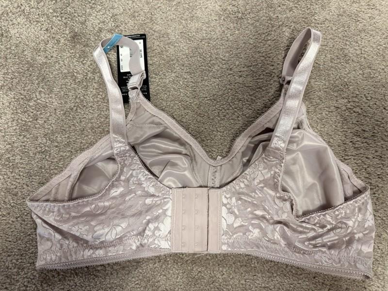 Bali Women's Classic Support Bra - Cool Comfort Fabric - Size 42C - NEW