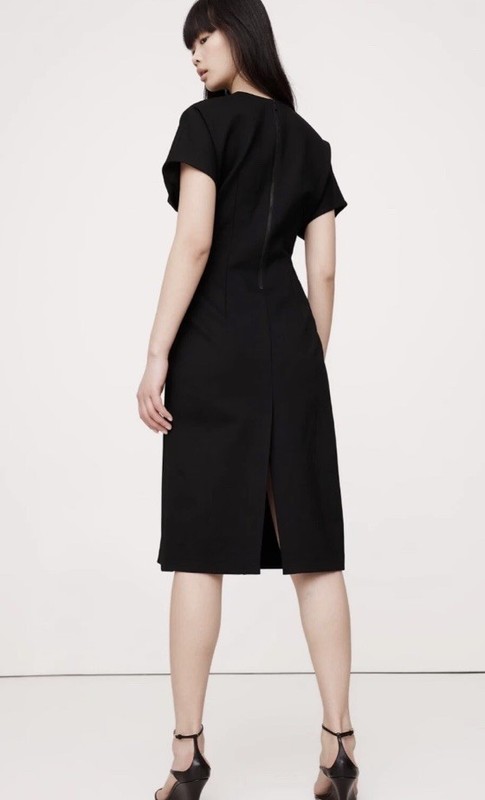 BANANA REPUBLIC Everywhere Ponte Seamed Midi Dress Size Medium Black #743566 NEW