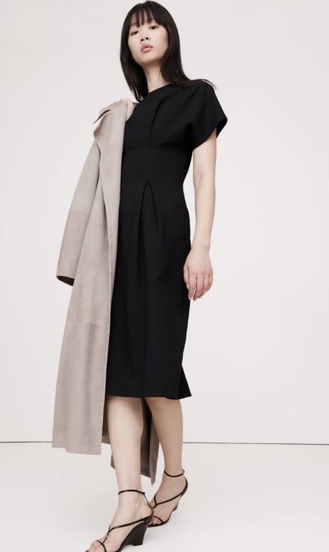 BANANA REPUBLIC Everywhere Ponte Seamed Midi Dress Size Medium Black #743566 NEW