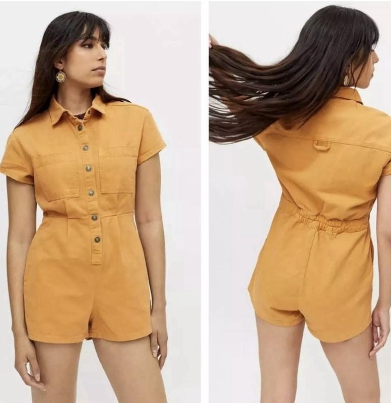 BDG Urban Outfitters Women’s Short Sleeve Romper Size: Medium