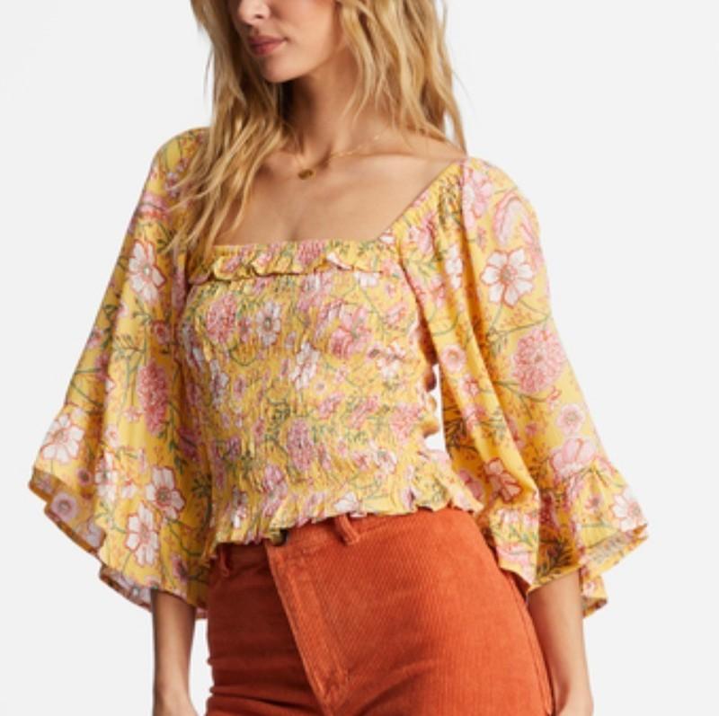 BILLABONG Be My Babe Crop Top Sz M Yellow Floral Bell Sleeve Square Neck Ruffled