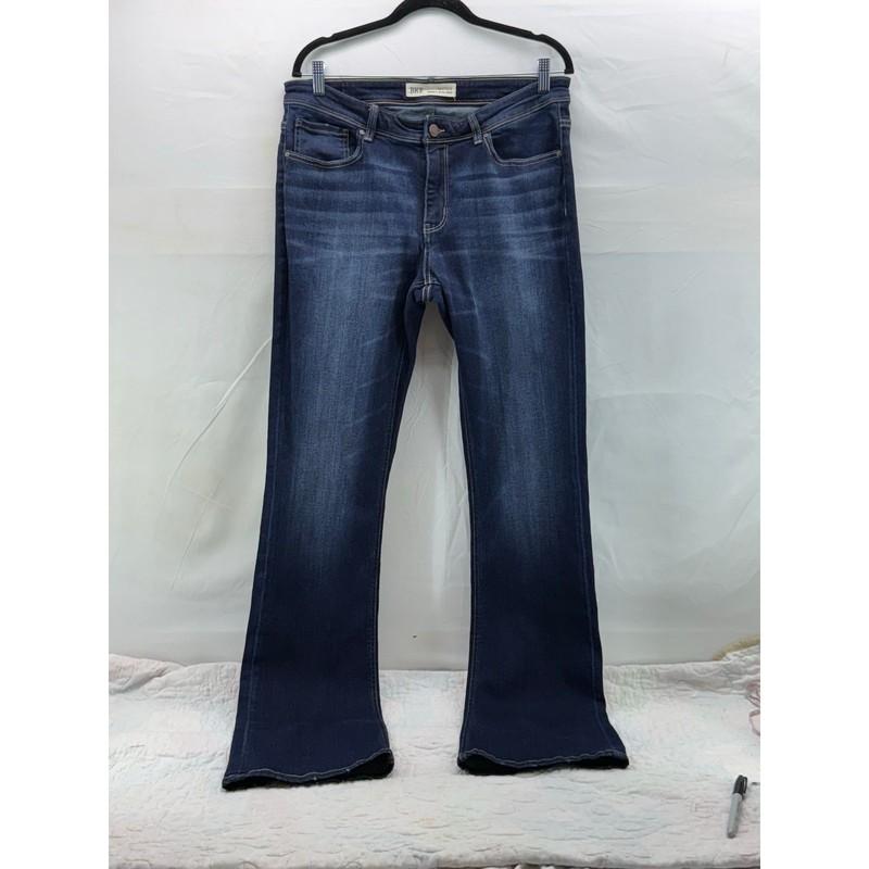 BKE Payton women’s universal fit boot cut mid rise jeans 32X371/2