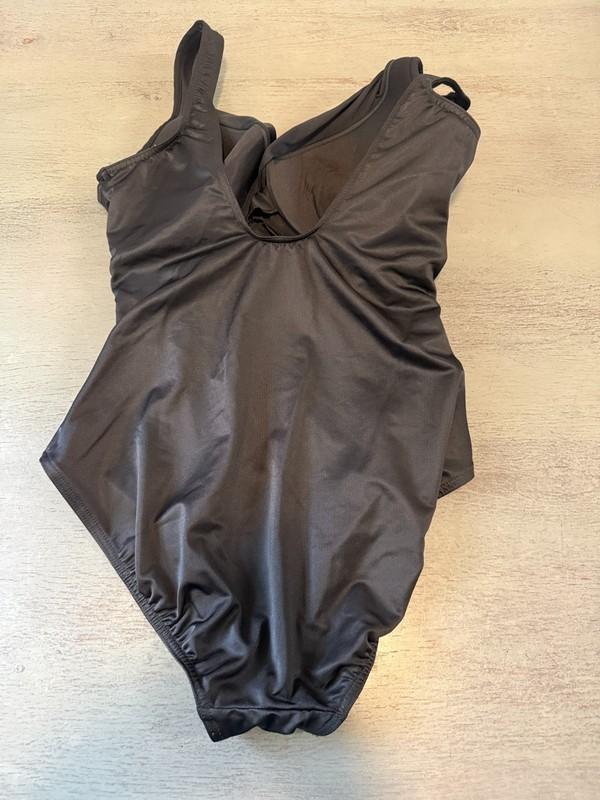 Black MIRACLESUIT One Piece Swimsuit Bikini Size 14