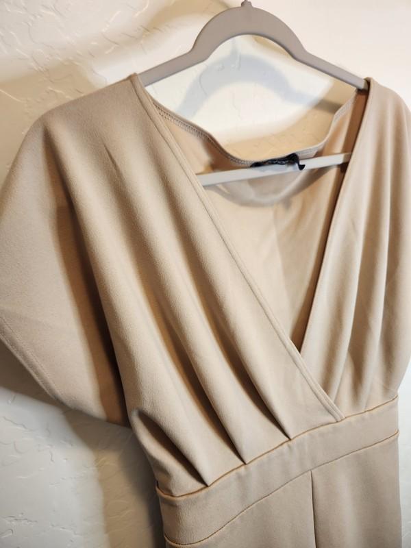 Boohoo Women’s Plus Size UK 20 US Size 16 Cap Sleeve Belted Jumpsuit Beige