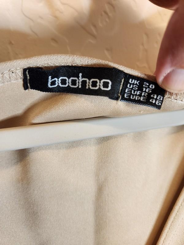 Boohoo Women’s Plus Size UK 20 US Size 16 Cap Sleeve Belted Jumpsuit Beige