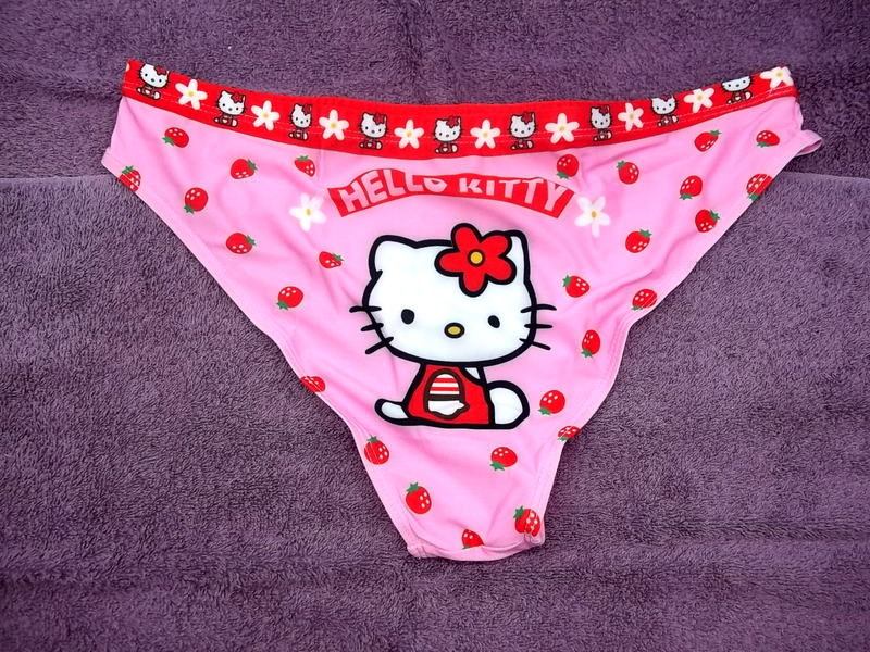 Brand New Hello Kitty Mid-Rise Bikini / Brief Panties Size XLarge (HK-27)