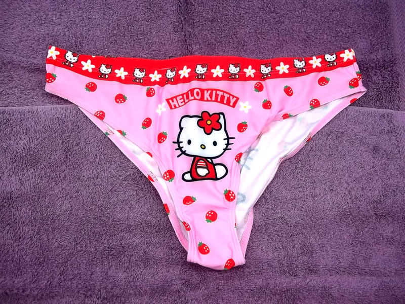 Brand New Hello Kitty Mid-Rise Bikini / Brief Panties Size XLarge (HK-27)