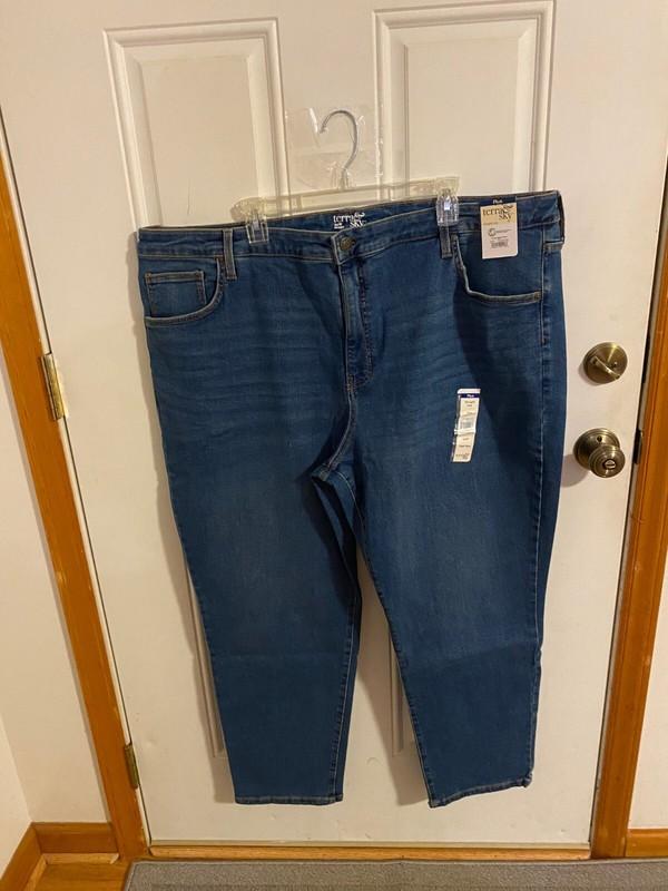 BRAND NEW WOMEN'S SIZE 24W TERRA & SKY STRAIGHT LEG JEANS