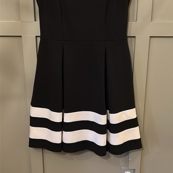 Calvin Klein Fit Flare Dress Black White Stripes Office Career Cocktail Size 10
