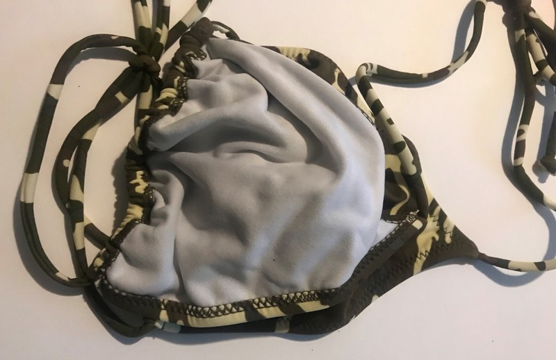 CAMO STRING BIKINI TOP - NEW - SIZE 9/10 - TOP ONLY