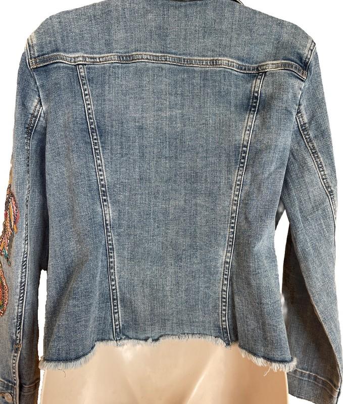 Chico’s Embroidered Beaded Oakleaf Indigo Denim Jean Jacket Size 1 (Med 8)