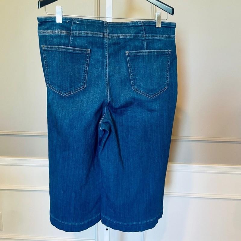 Chico's Pull On Wide Leg Capri 14 NWOT 2.5 Cropped Elastic Waist High Rise