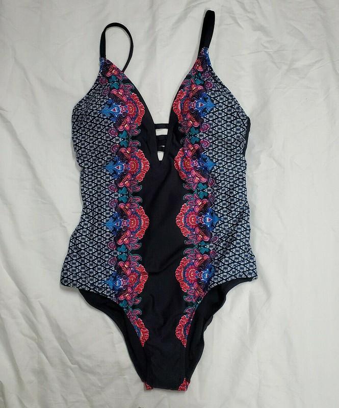 Cleanwater 1 piece Blk/Paisley Swim Suit XS 901 S 902 M 903 NWT SHIPS FREE