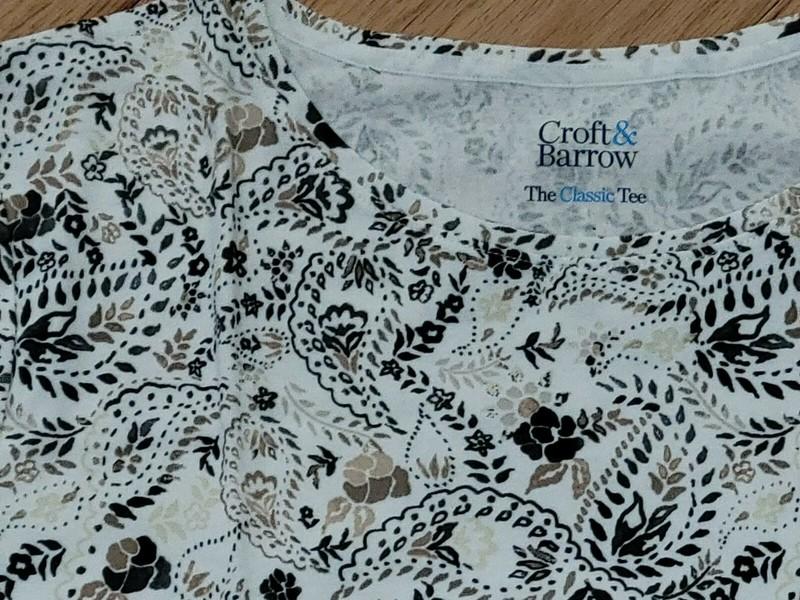 Croft & Barrow Crew Neck Shirt NWT Womens L White Black Tan Paisley