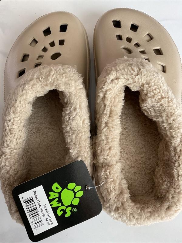 Dawgs Women’s Tan With Tan Fleece Lined Clogs / Shoes (Size 5/6)