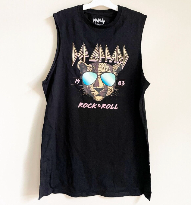 Def Leppard Graphic Tank Tee Shirt Dress Black Sz Medium Cat Rock and Roll Women