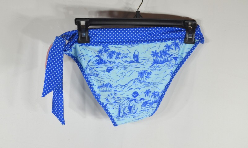 Dippers California Bikini Woman's M Swimwear Blue Beach NWT
