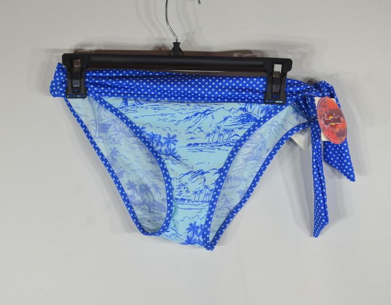 Dippers California Bikini Woman's M Swimwear Blue Beach NWT