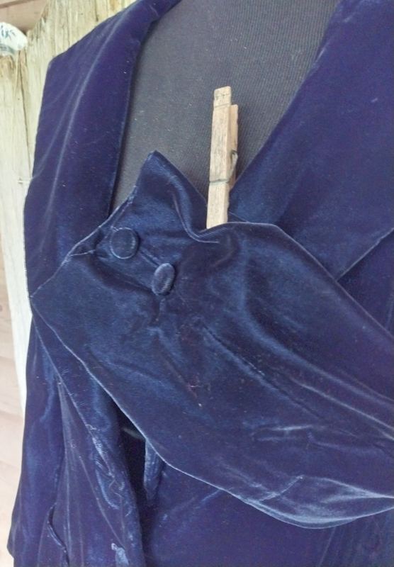Edmond Who? ~ Blue Velvet Women's Fitted Blazer Jacket ~ M/L? ~ Vintage Retro
