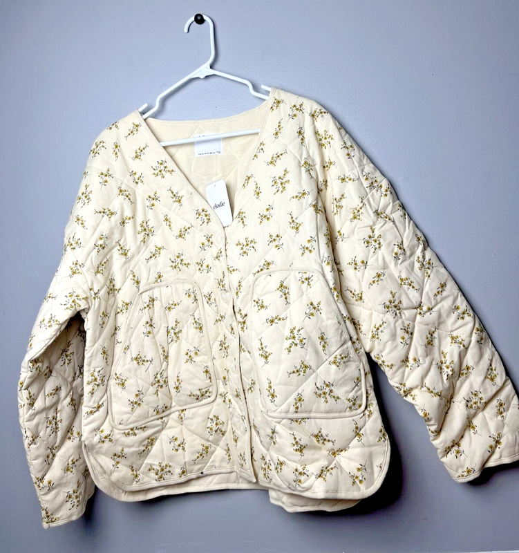 Elodie Jacket Medium Womens Ecru Floral Quilted V Neck Patch Pockets Size XL