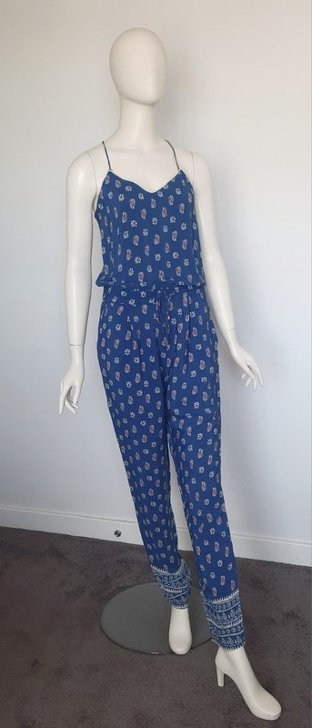 Esprit Size 10 Cornflower Blue Paisley Print Sleeveless Jumpsuit