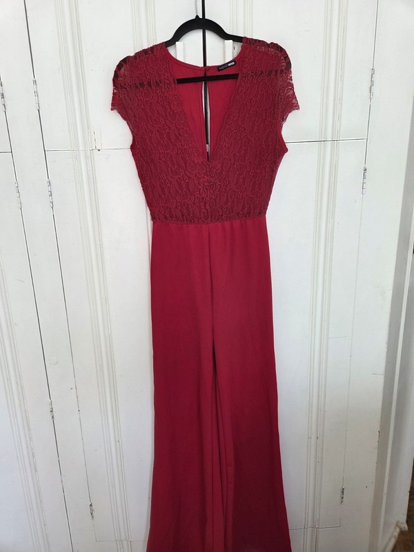 Fashion Nova Red Front Lace Pants Jumpsuit Large Stretch V Neck Sleeveless