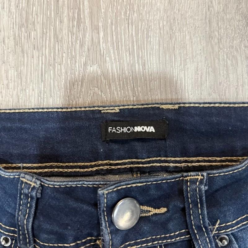 Fashion Nova Womens Distressed Skinny Jeans Size 9 Dark Wash Denim Stretch
