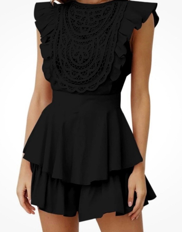 Floral Lace Crochet Short Romper Flutter Sleeve Crew Neck Size Medium Black