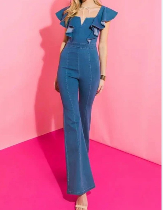 Flying Tomato Jumpsuit Size Large Stretch Denim Ruffle Flare Leg Festival