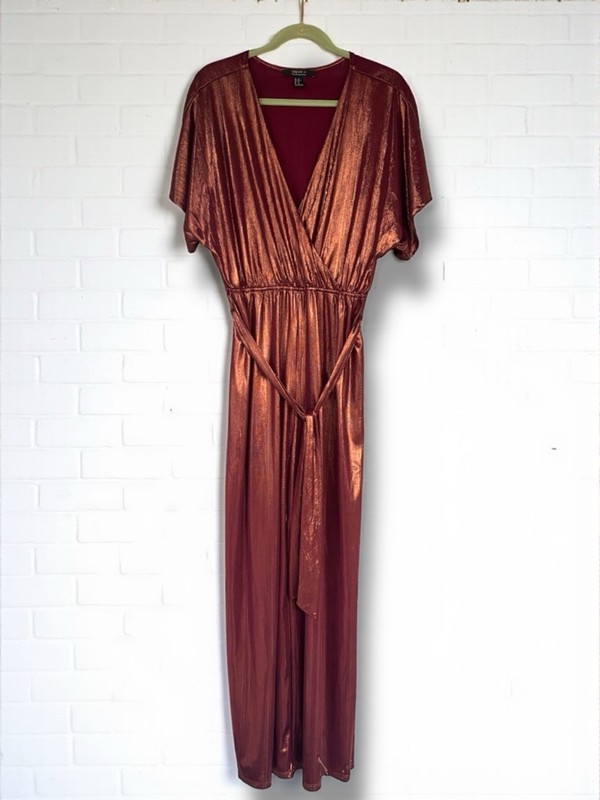 Forever 21 Contemporary Women’s XL Metallic Belted Wide Leg Jumpsuit Luxe Glam