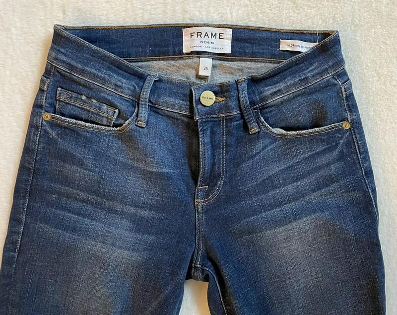 Frame Denim Le Skinny De Jeanne Distressed Raw Hem Jeans Size 25 York Wash