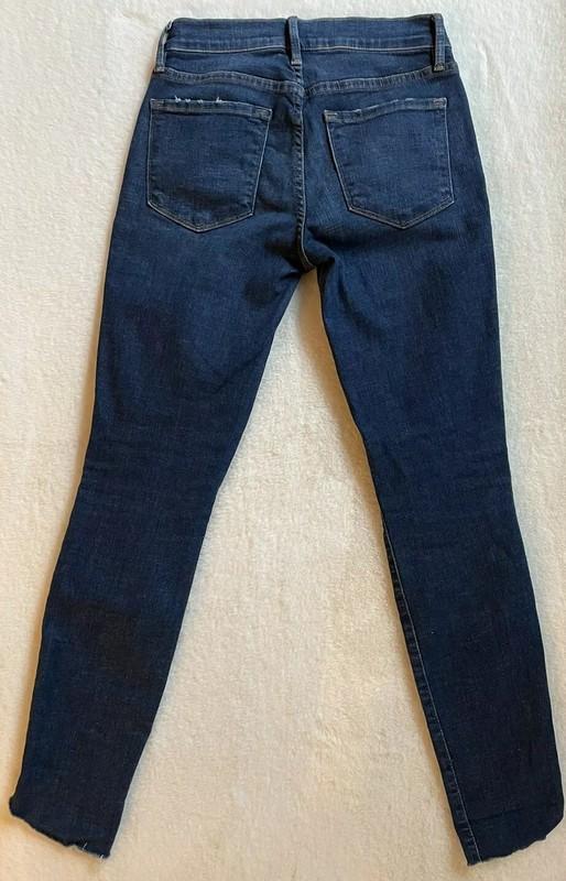 Frame Denim Le Skinny De Jeanne Distressed Raw Hem Jeans Size 25 York Wash