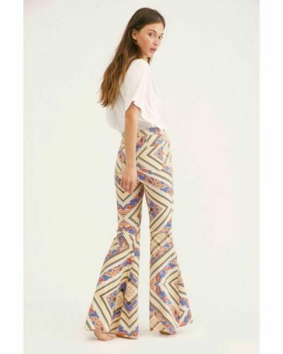 Free People Just Float On Printed Flare Jeans High Rise Size 26 27 28 29 30 31