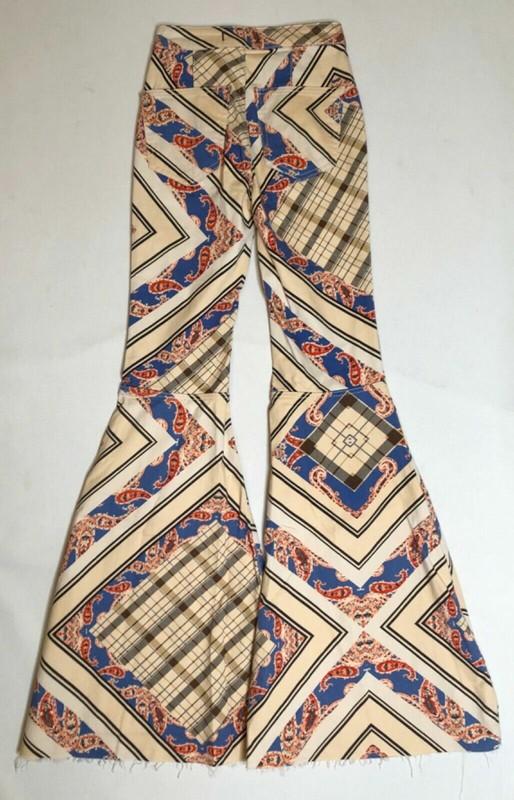 Free People Just Float On Printed Flare Jeans High Rise Size 26 27 28 29 30 31