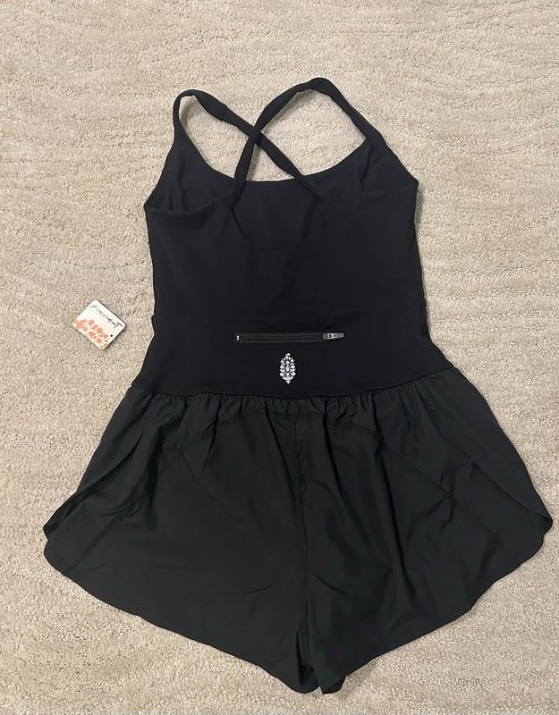 FREE PEOPLE Woman's Black Righteous Runsie Romper All In One SZ S BNWT L K*