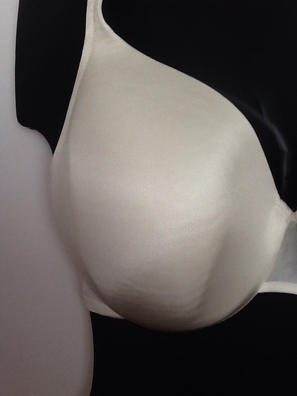 Full Coverage IVORY Satin Cacique Lane Bryant Plus Size Bra New NWOT