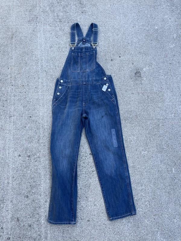 GAP Denim Overalls Women's Size M Relaxed Pasadena Blue Jumpsuit