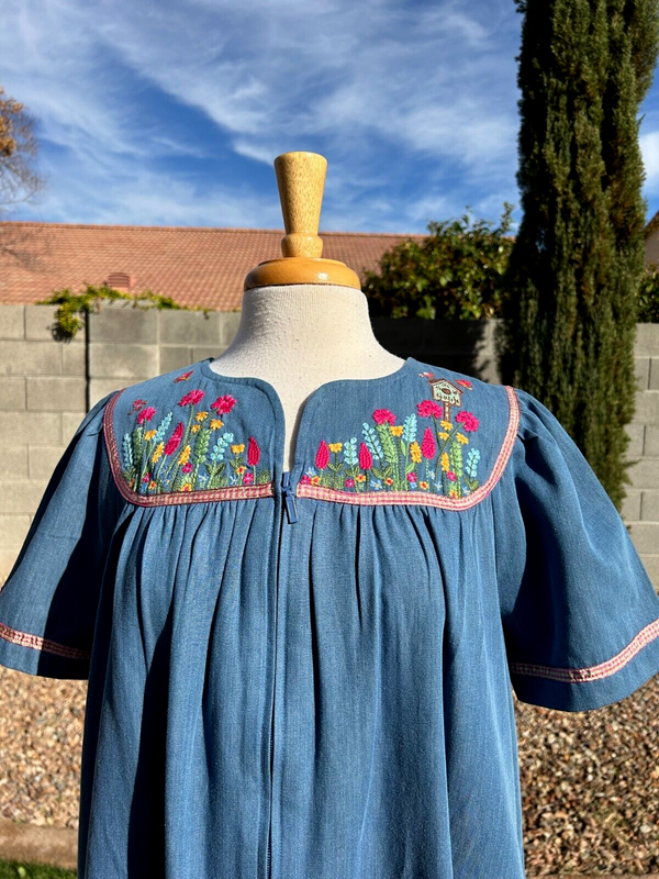 Go Softly Patio Dress Denim Muu Muu XL Blue WEmbroidered Birdhouse & Flowers NWT