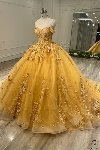 Gold Quinceanera Dresses With 3D Floral Off The Shoulder Sweet 16 Party Dresses