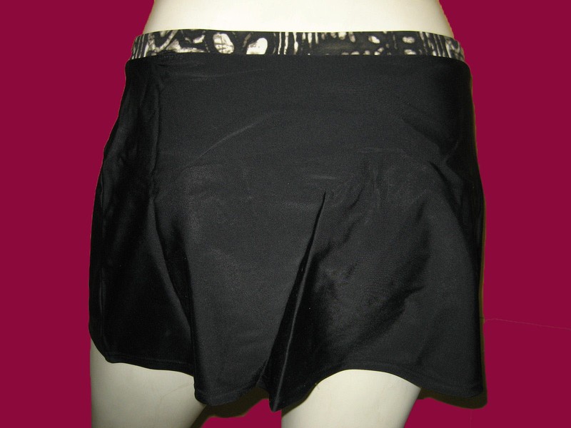 GOTTEX PROFILE Black White Trim SWIM SKIRT With Built In Bikini Bottom Sz- 14