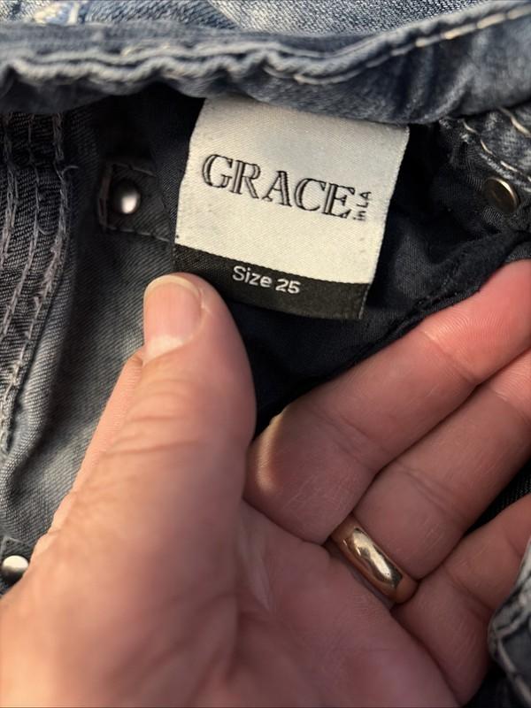 Grace In LA Women’s Distressed Denim Jeans Size 25