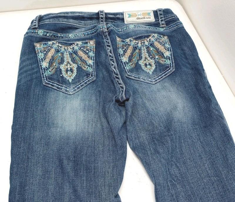 Grace in LA Women's Embroidered Feather Stretch Jeans Sz 30 X33 Inseam