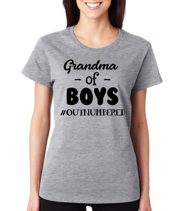 GRANDMA OF BOYS #OUTNUMBERED funny gift present Women's Crew Neck T-Shirt